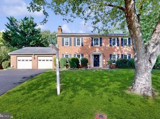 500 Buckthorn Ct, Sterling, VA 20164