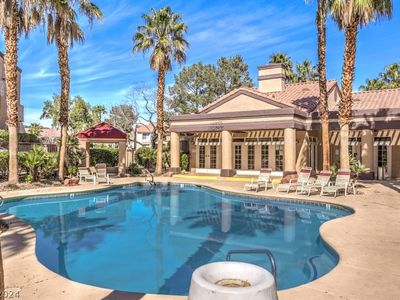 9325 W Desert Inn Rd APT 235, Spring Valley, NV, 89117