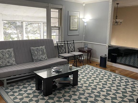 3rd image of 191 Beech Rd