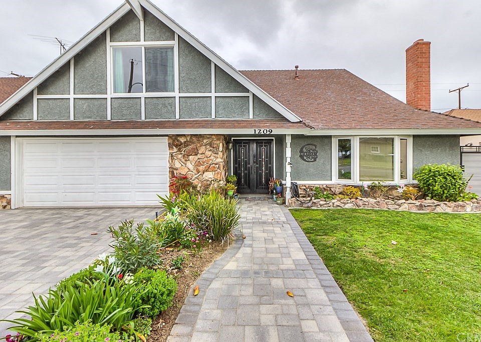 1st image of 1209 E Opal Ave