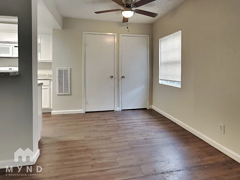 5632 Birchmont Dr #C — Photo 7