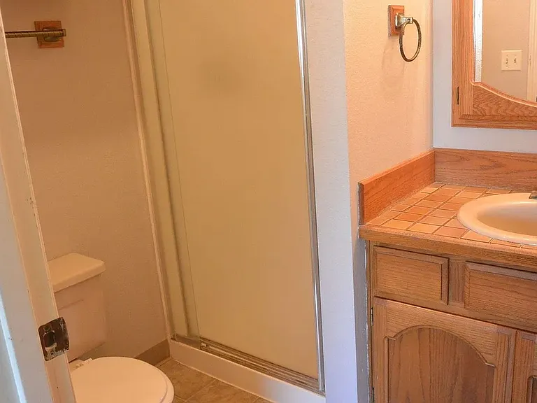 1105 N Parkway Ave — Photo 18
