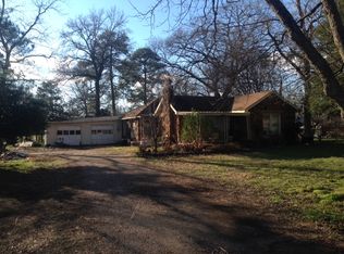 118 S Creek Ln, Tallassee, AL 36078