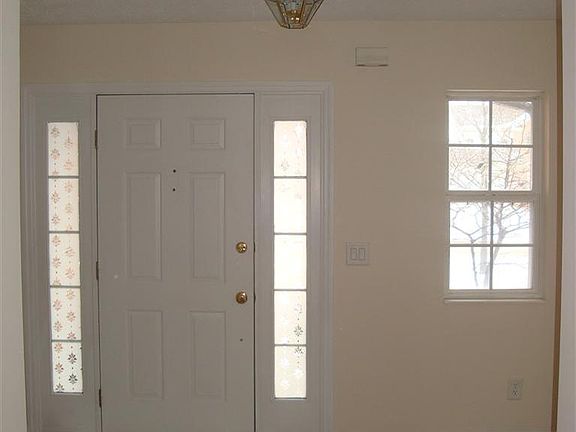 2nd image of 2610 Hillsdale Dr