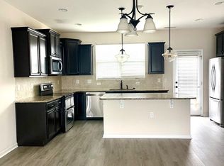 1409 Regents Ln, Apex, NC 27502