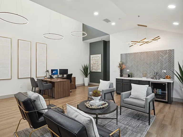 The Lexington Apartment Homes — Photo 16