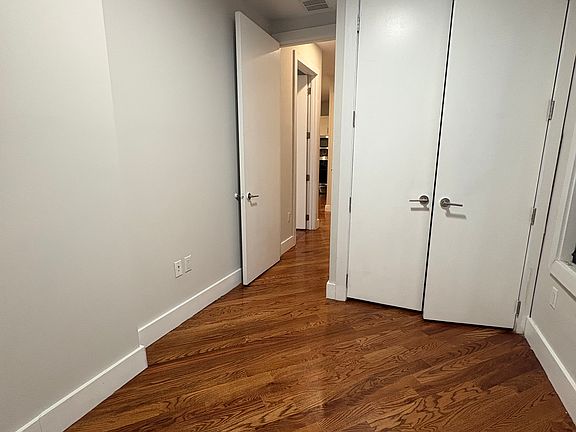 5th image of 739 Garfield Ave Floor 3