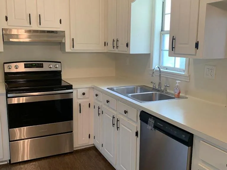 640 Oregon Ave — Photo 6