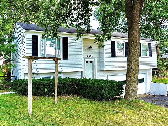 4th image of 2560 Hoover Ct