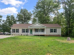 649 Skycrest Country Rd, Asheboro, NC 27205