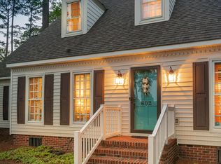 602 Queen Annes Rd, Greenville, NC 27858