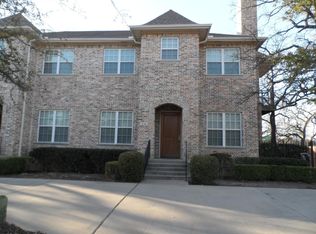 1716 Stonegate Dr, Denton, TX 76205