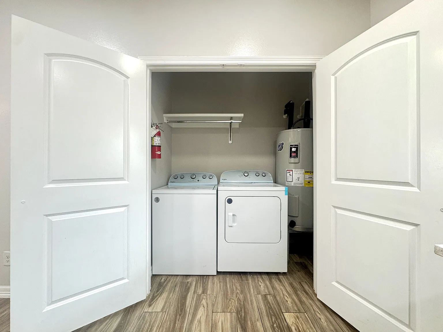3 bed, 2.0 bath, $1,050 — Photo 4