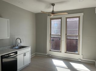 114 E Franklin St APT 3, Delphi, IN 46923