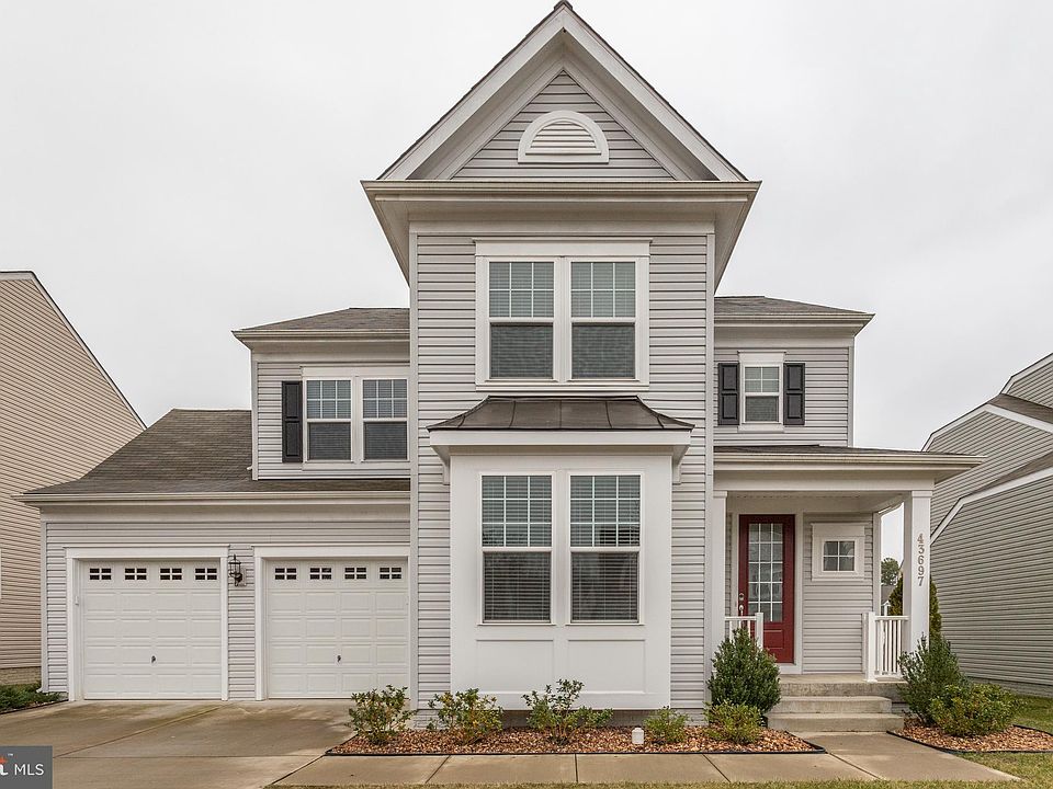 1st image of 43697 Yulan St
