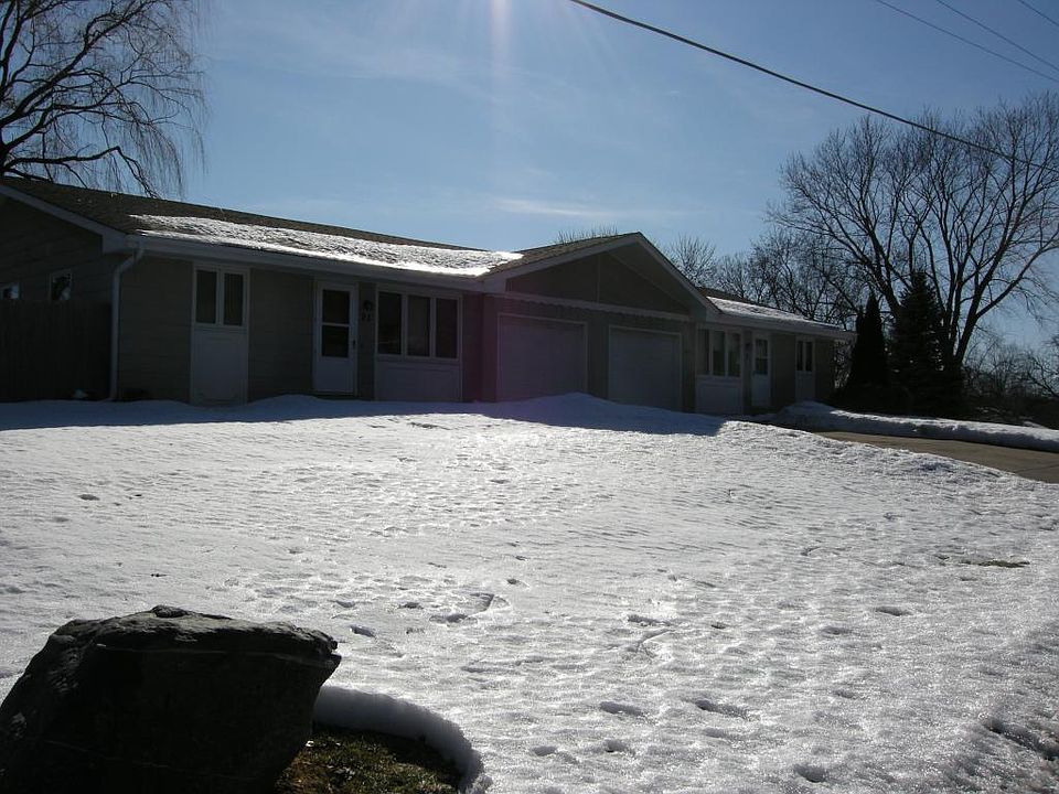 2nd image of 95 W 136th St