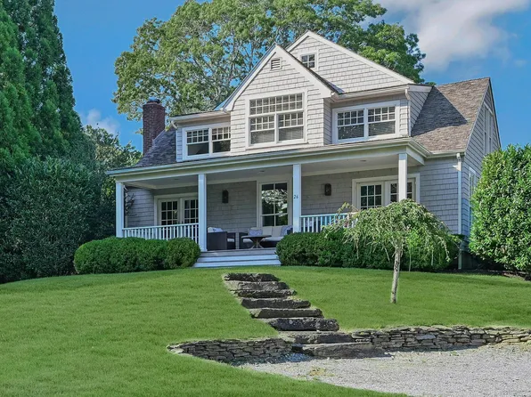 26 Wireless Rd, East Hampton, NY 11937