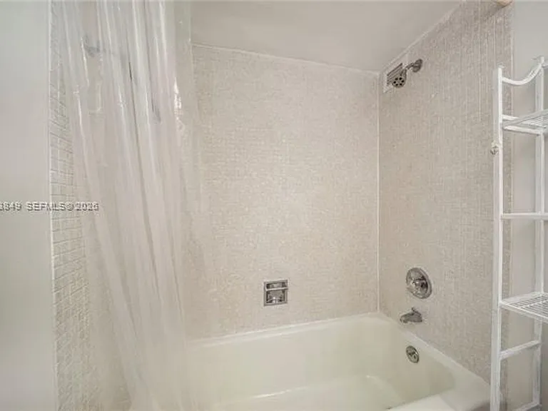 5700 Collins Ave #8A — Photo 19