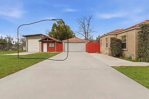 1813 Richard Way #1 Photo 1