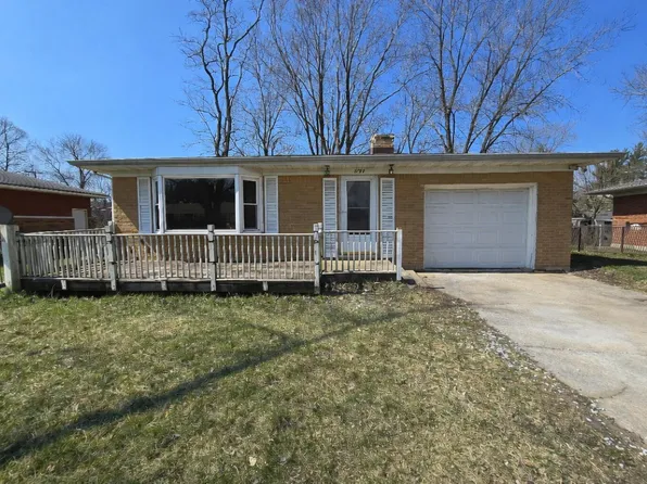 5768 Roosevelt Pl, Merrillville, IN 46410