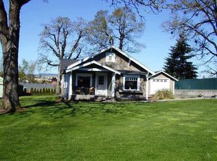525 Orchard Dr, Dallas, OR 97338