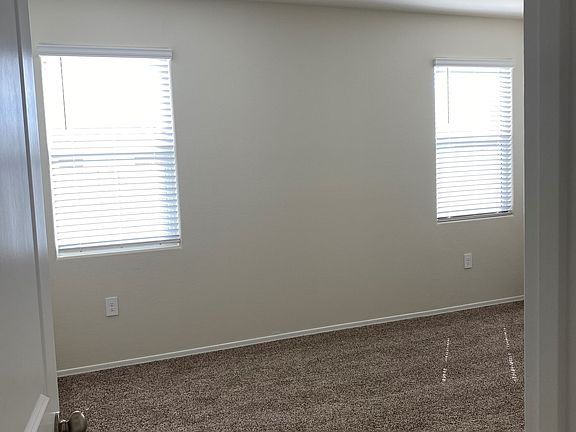 bedroom_10082021