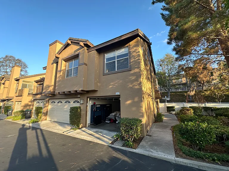 1327 S Country Glen Way — Photo 25