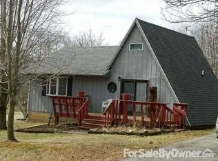 29 Foothill Dr, Putnam, IL 61560