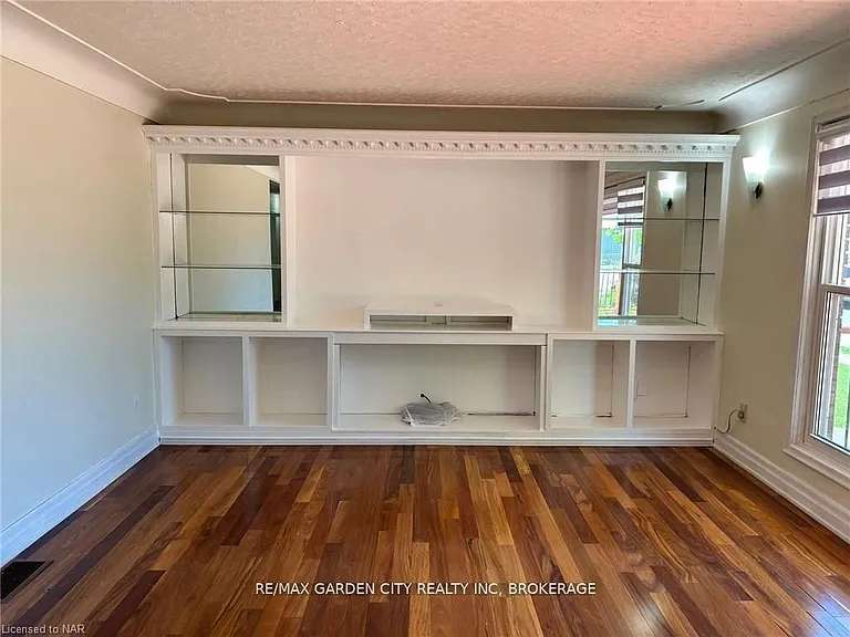 834 David St #UPPER — Photo 5