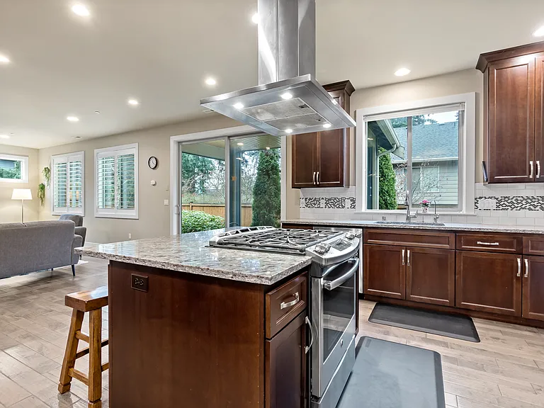 2313 242nd Pl SW — Photo 12