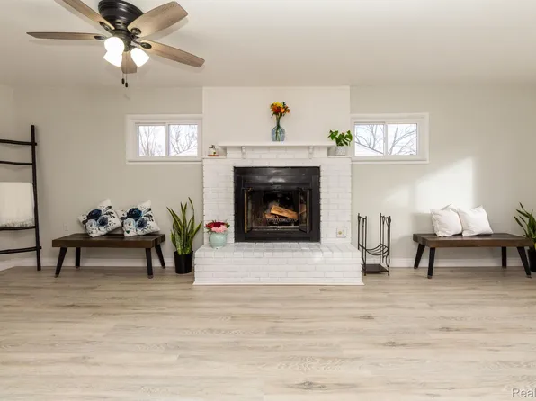 2727 E Walton Blvd, Auburn Hills, MI 48326