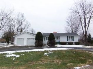 574 Manitou Beach Rd, Hilton, NY 14468