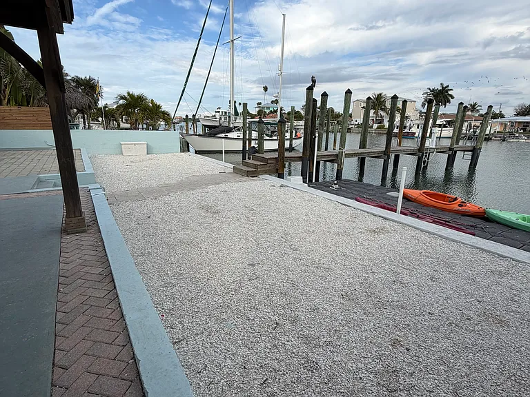 509 S Bayshore Dr #1 — Photo 9