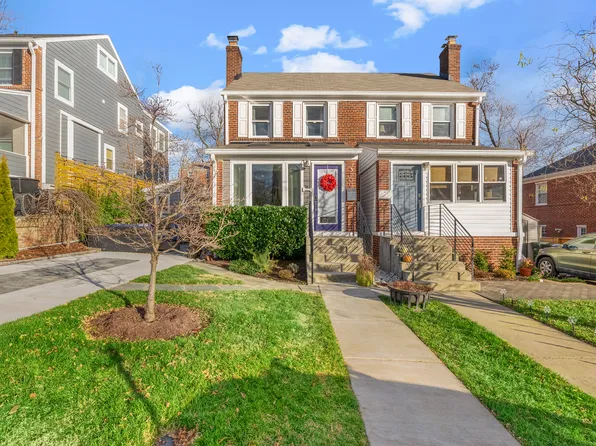 3109 S High St, Arlington, VA 22202