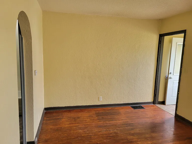 401 N Dewey St #401 — Photo 10