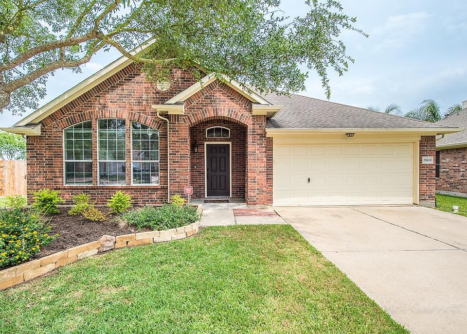 1st image of 20610 Naples Terrace Ln