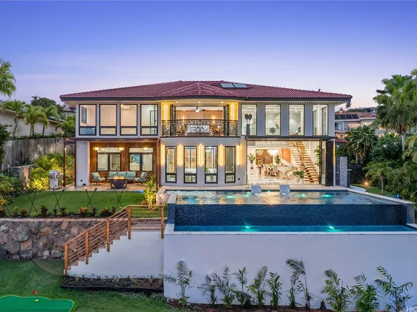 123 Waihili Pl, Honolulu, HI 96825