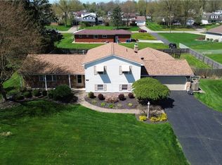 4798 Logan Arms Dr, Youngstown, OH