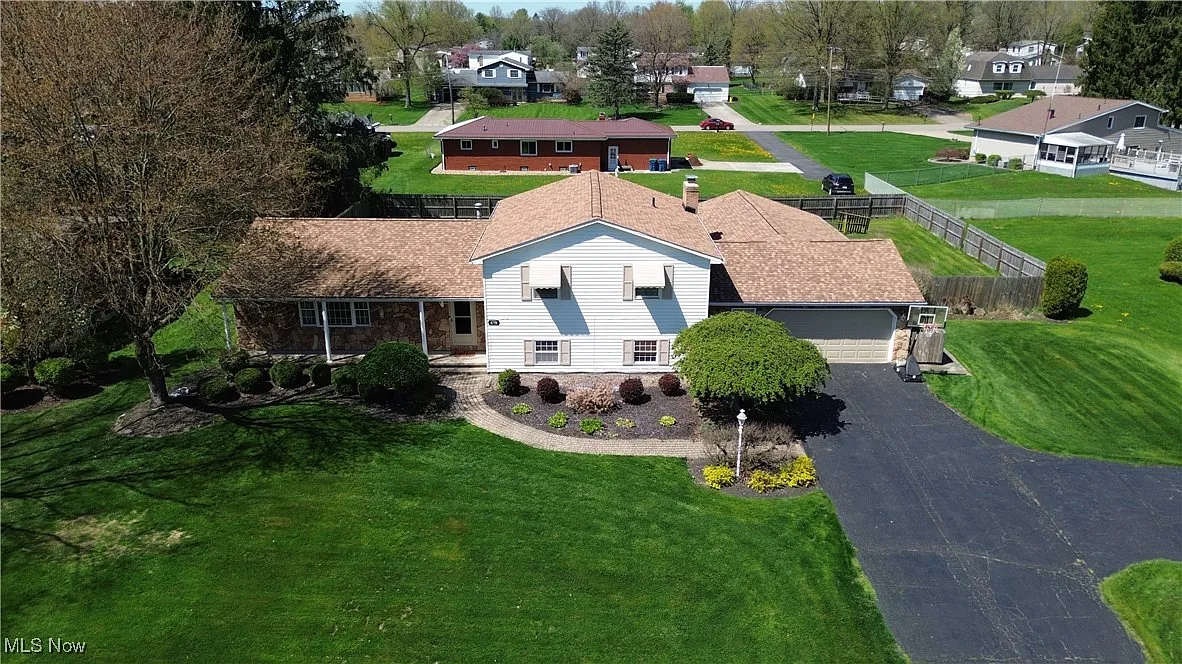4798 Logan Arms Dr photo 1