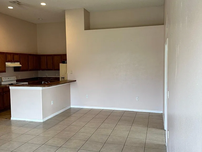2165 Island Walk Dr — Photo 3