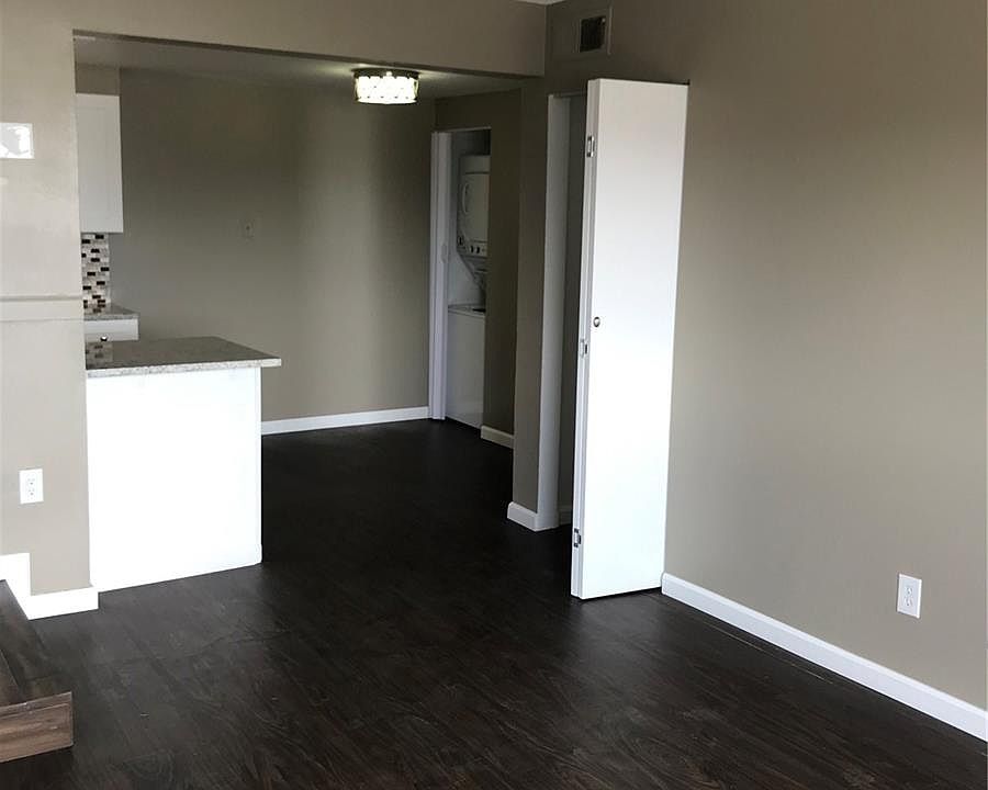 1st image of 2929 W Floyd Ave APT 206