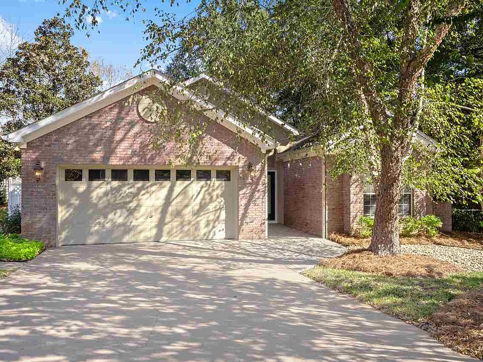 1st image of 4001 Forsythe Park Cir