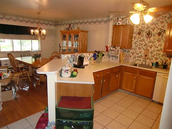 kitchen/dining