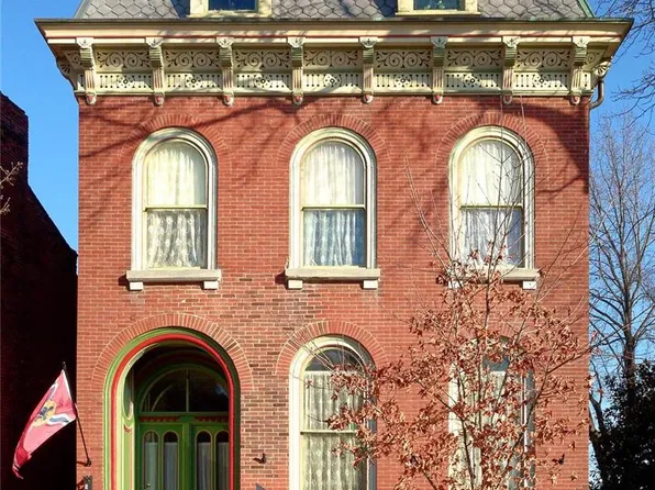 1832 S 8th St, Saint Louis, MO 63104