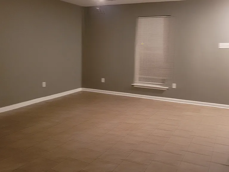 9104 Atreus St — Photo 3