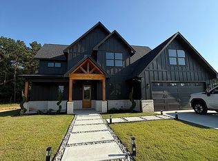 131 Bronco Dr, Texarkana, TX 75503