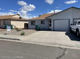 1723 E 21st St, Farmington, NM 87401