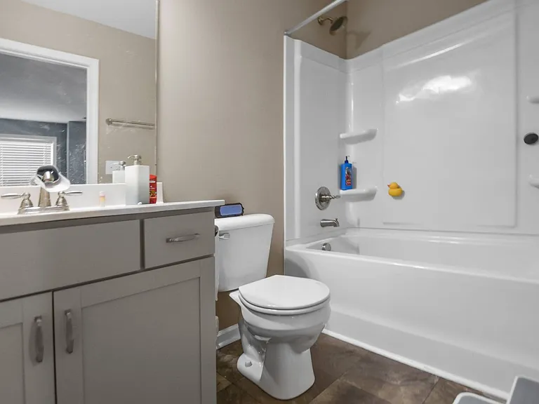 135 Country Ln #104 — Photo 9