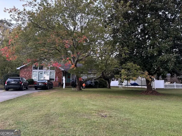4 Coach Trl SE, Rome, GA 30161