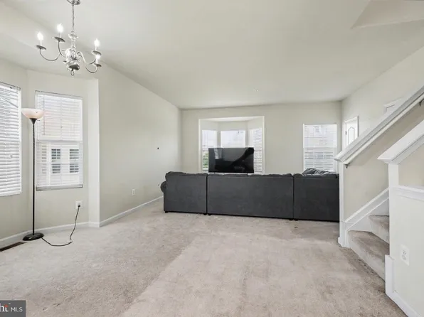 5043 Oyster Reef Pl, Waldorf, MD 20602